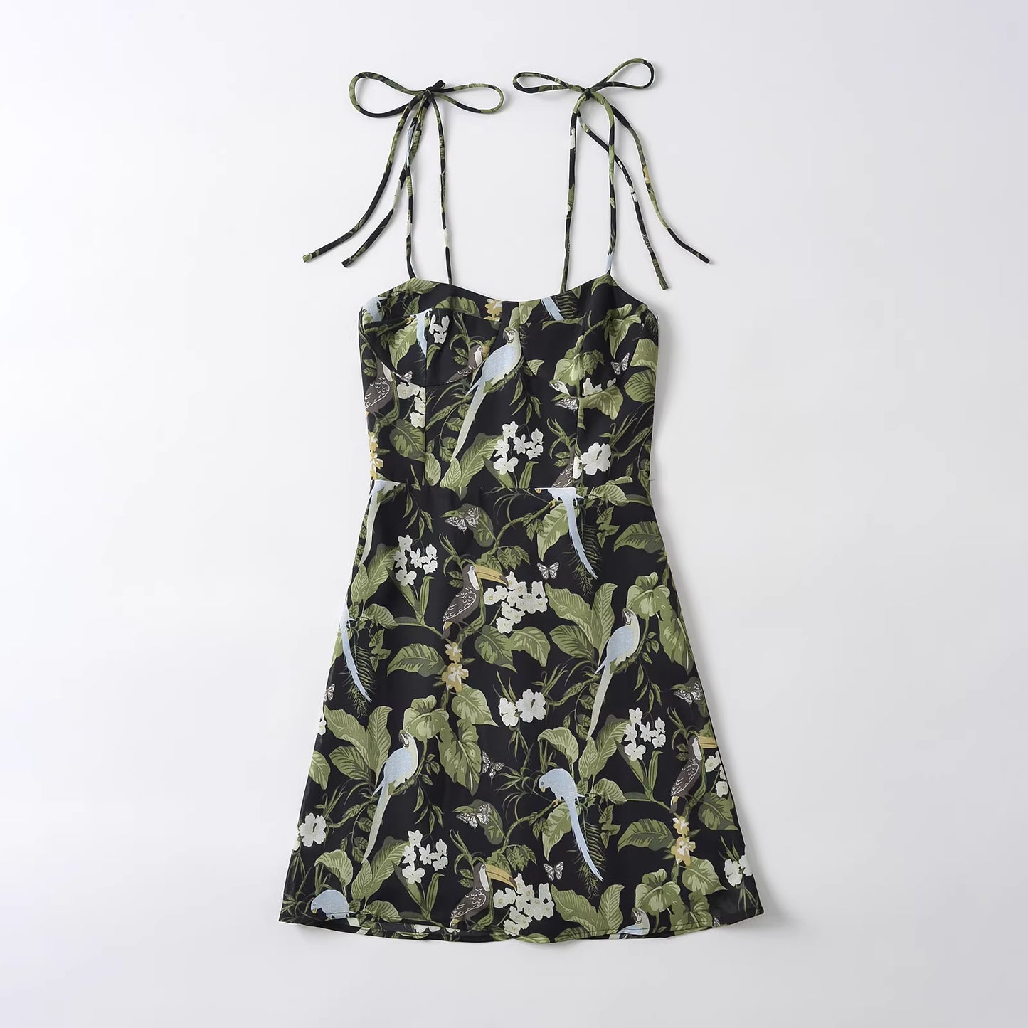 Schmal geschnittenes Trägerkleid mit französischem Retro-Blumenmuster, schmeichelhaft und tailliert – das neue kurze Sommerkleid für Strand und Reisen. 11406