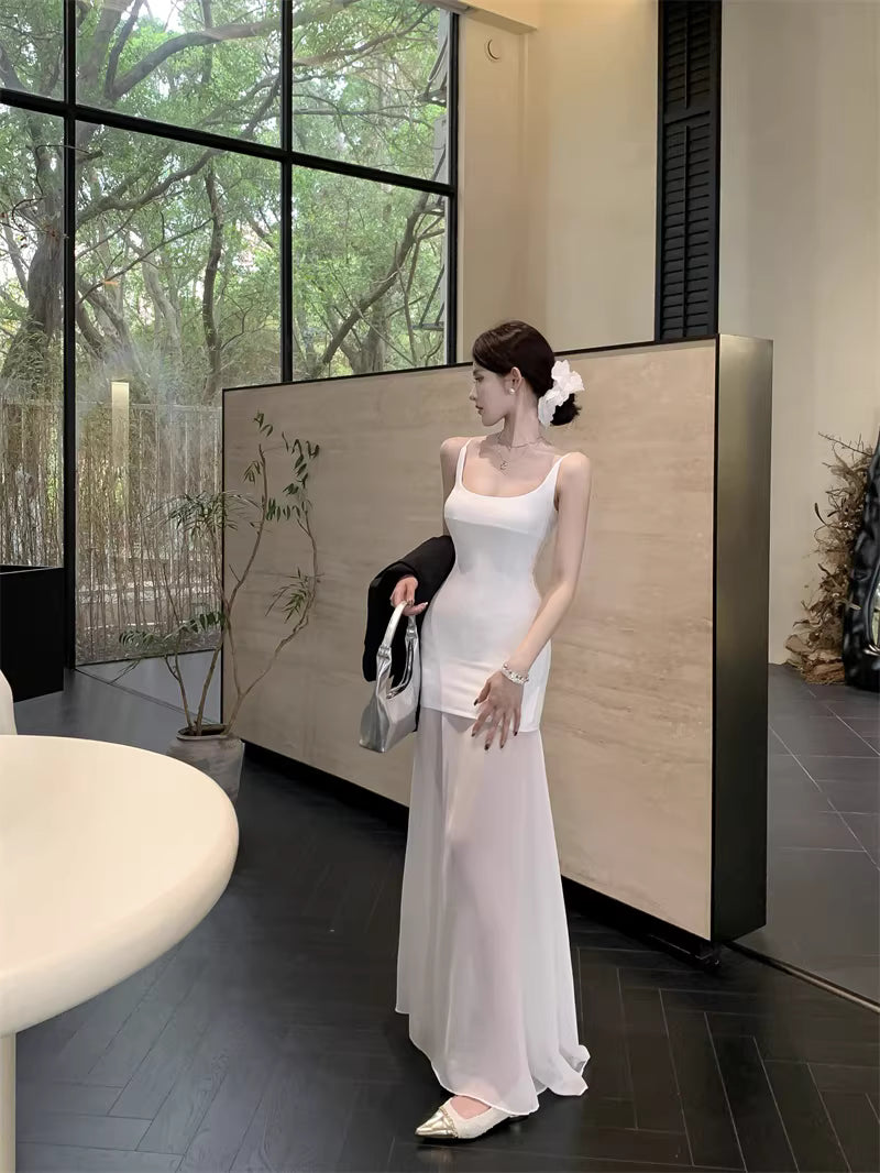 Weißes, figurbetontes Netzunterkleid im französischen Stil, neue Frühlingsmode, elegant und raffiniert, zierlich und lang. 11454