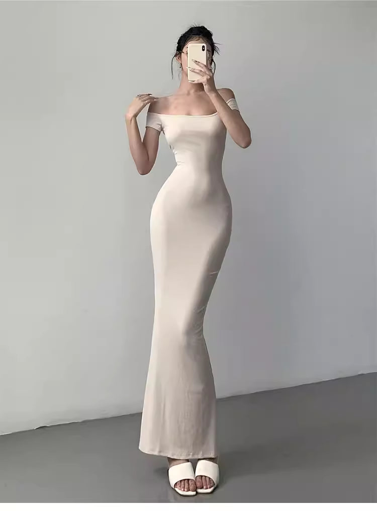 Sexy schulterfreies, figurbetontes Kleid im angesagten Hot-Girl-Stil, neue Sommermode für Damen, einfarbig, tailliertes Kleid 11473