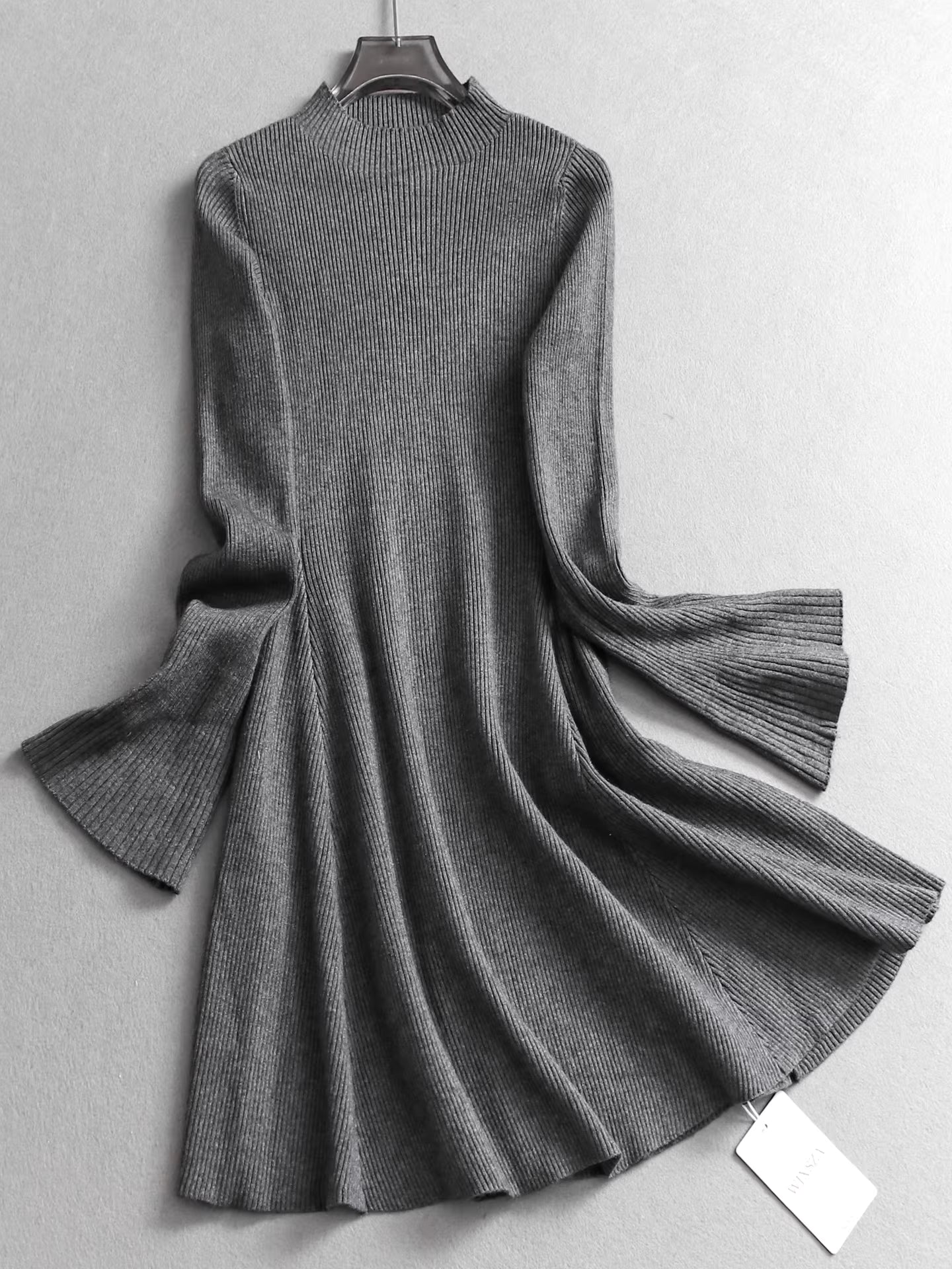 Solid color, high neck, slim fit, bell sleeve knit sweater dress, autumn and winter slim fit women's dress. 11322