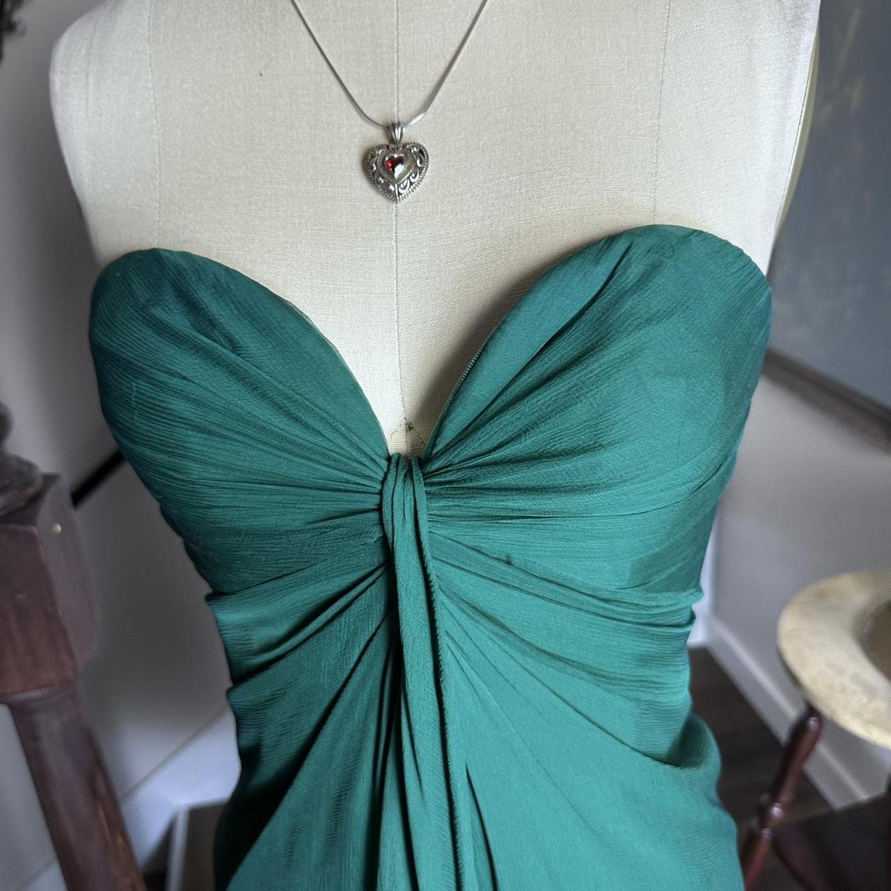 Girlhomeshops - Robe de soirée courte en satin vert sans bretelles, simple et tendance, gh5502