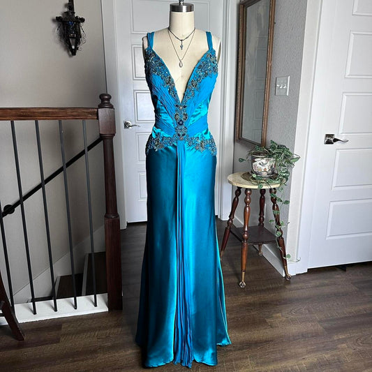 Blaues Retro-Mode-V-Ausschnitt-elegantes exquisites Perlen-Blumen-Lang-reizvolles dünnes Spaghetti-Träger-Ballkleid-Abendkleid-Partykleid-Abschlussballkleid gh3680