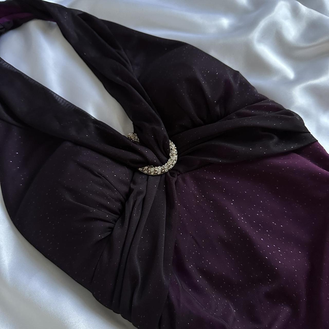 Charmantes tiefviolettes glänzendes, modisches, elegantes Trägerkleid aus langem Chiffon, Abendkleid, Partykleid gh3593