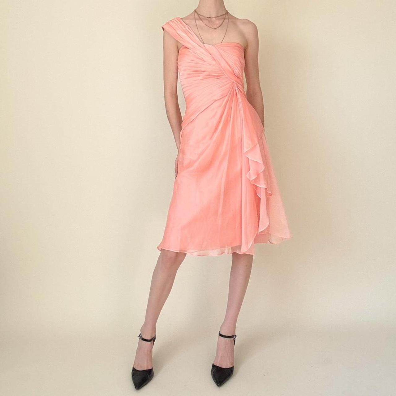 Y2K Pfirsichrosa One-Shoulder-Kleid mit Rüschen und Lagendetail