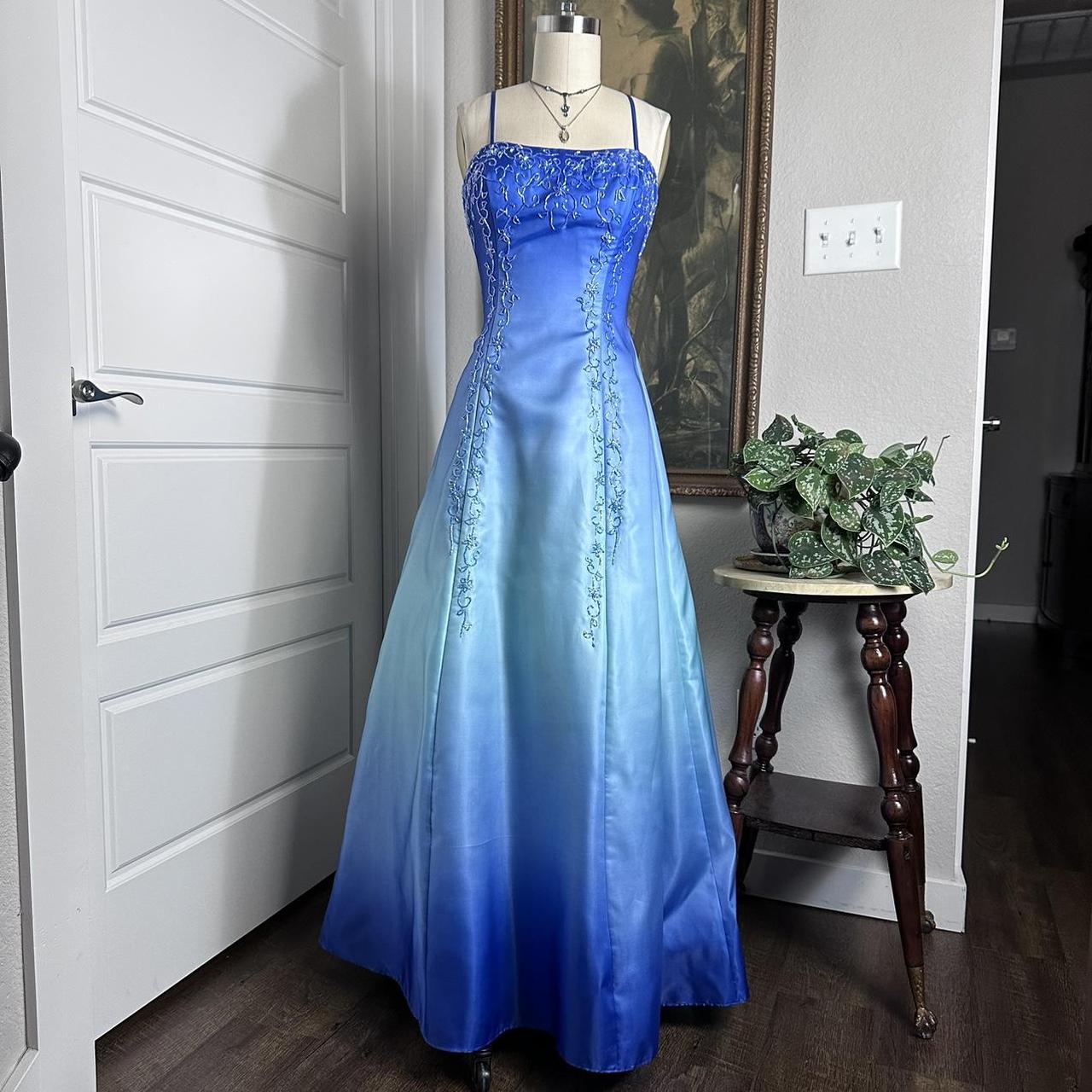 Robe de soirée longue et élégante, bleu clair, dégradé, vintage, perles, élégante, élégante, robe de bal, robe de soirée, gh3689