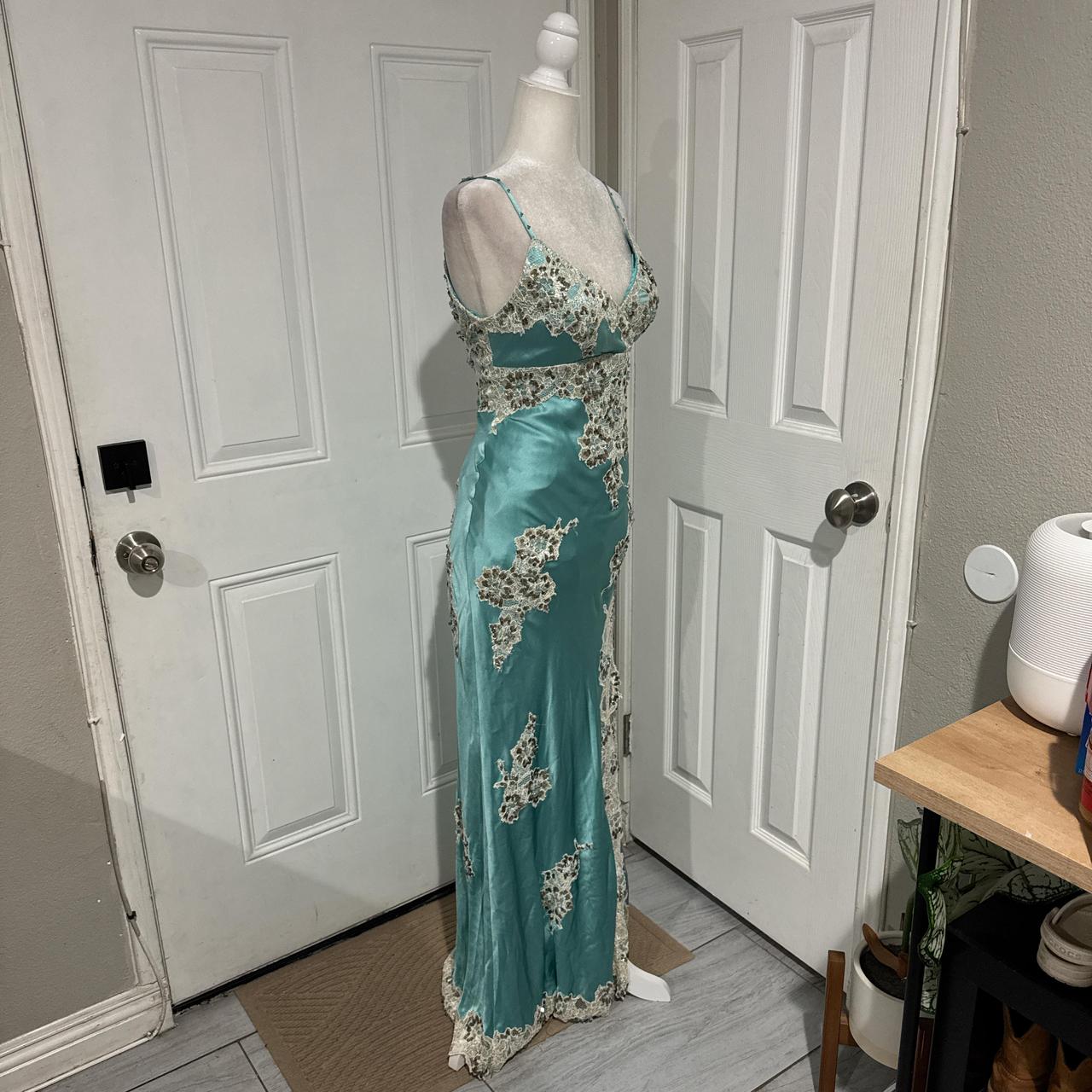 Mintgrünes langes Satin-Ballkleid mit Spitzenapplikation, Abendkleid, Abschlusskleid gh4565