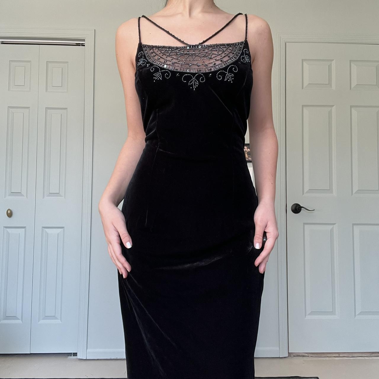 Vintage Schwarzer Samt Wunderschöne Exquisite Perlenstickerei Eleganter Spaghettiträger Langes Samt Ballkleid Abendkleid Geburtstagspartykleid Ballkleid gh3954