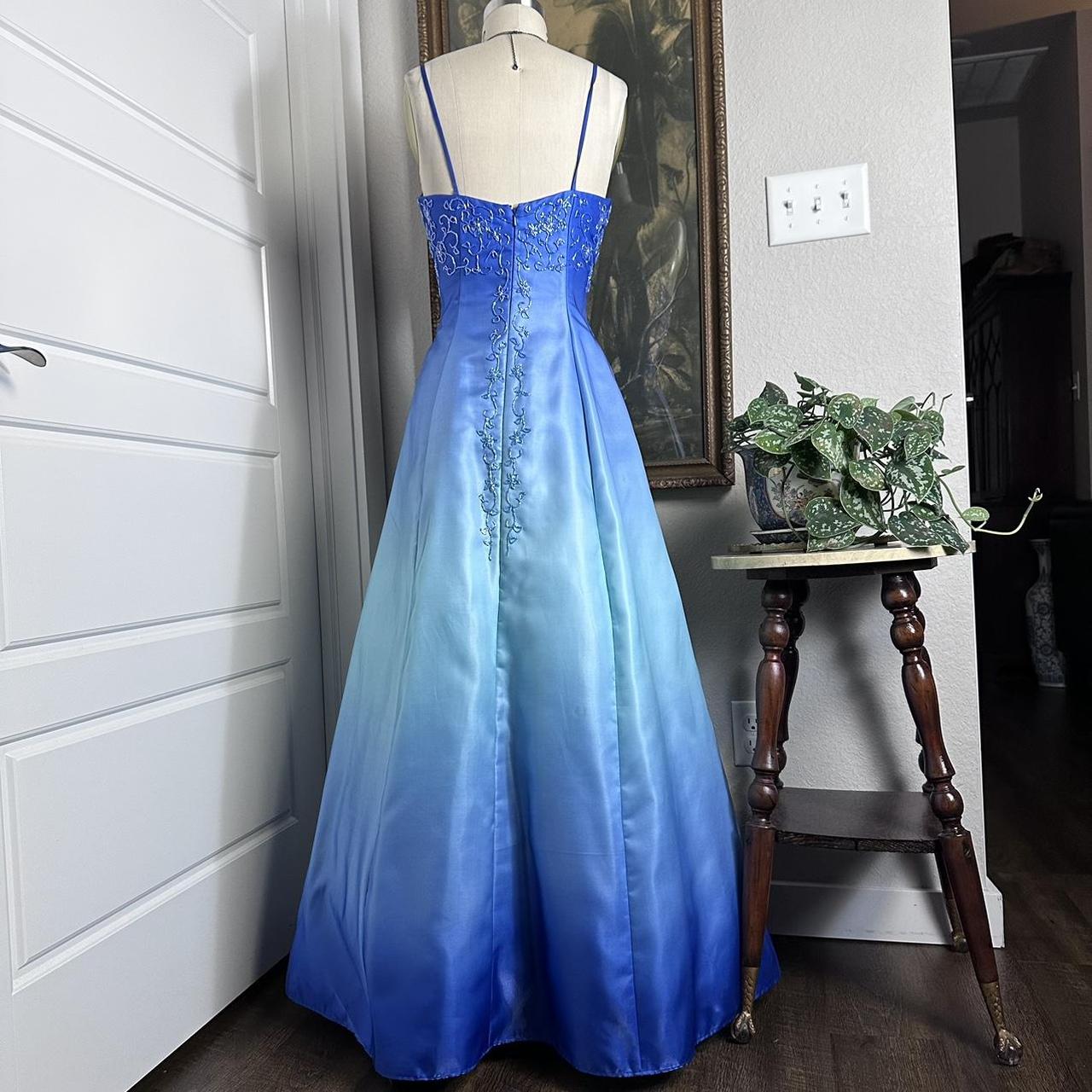 Robe de soirée longue et élégante, bleu clair, dégradé, vintage, perles, élégante, élégante, robe de bal, robe de soirée, gh3689