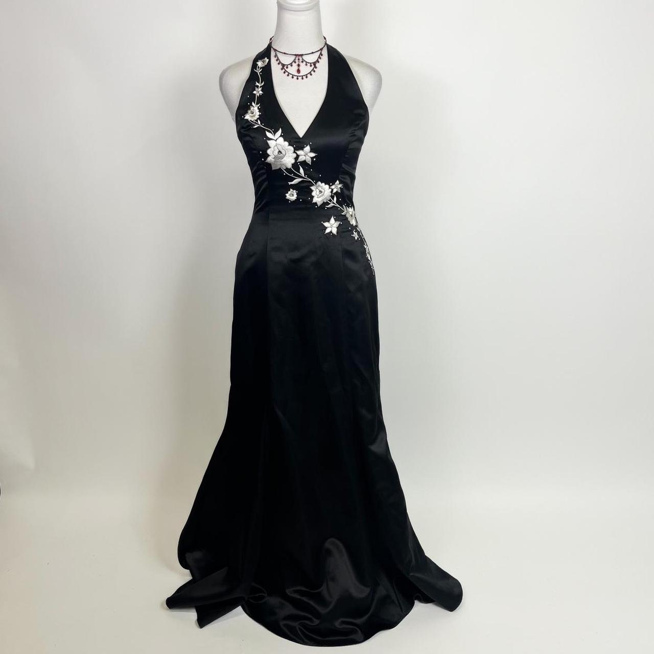 Schwarz und weiß schöne elegante Mode exquisite Blumen Spaghetti-Trägern lange Satin Ballkleid bodenlangen Ballkleid Abendkleid Partykleid gh3541