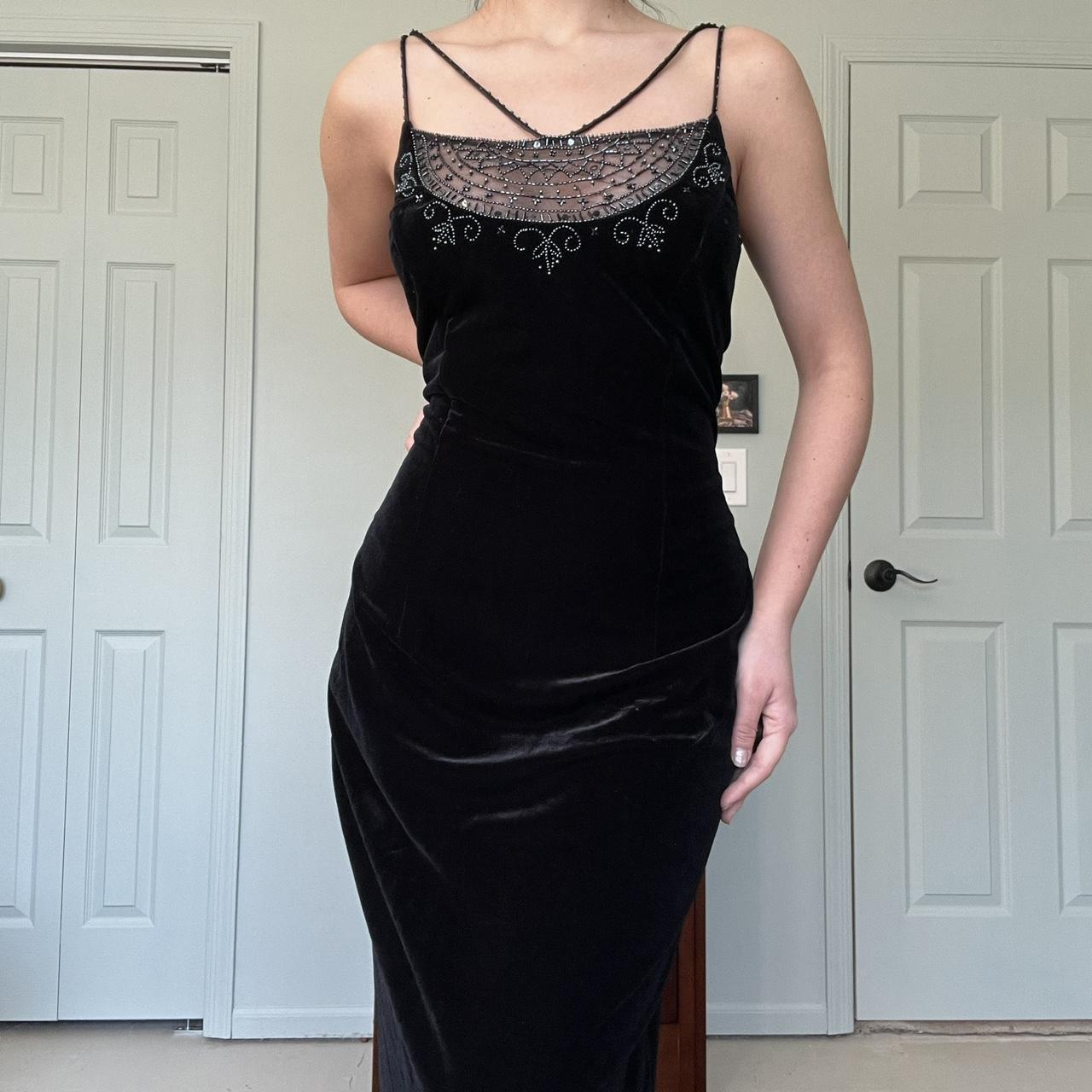Vintage Schwarzer Samt Wunderschöne Exquisite Perlenstickerei Eleganter Spaghettiträger Langes Samt Ballkleid Abendkleid Geburtstagspartykleid Ballkleid gh3954