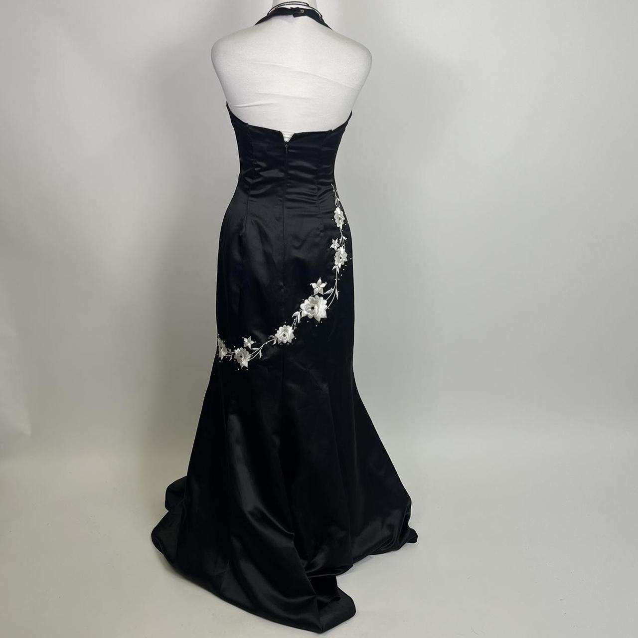Schwarz und weiß schöne elegante Mode exquisite Blumen Spaghetti-Trägern lange Satin Ballkleid bodenlangen Ballkleid Abendkleid Partykleid gh3541