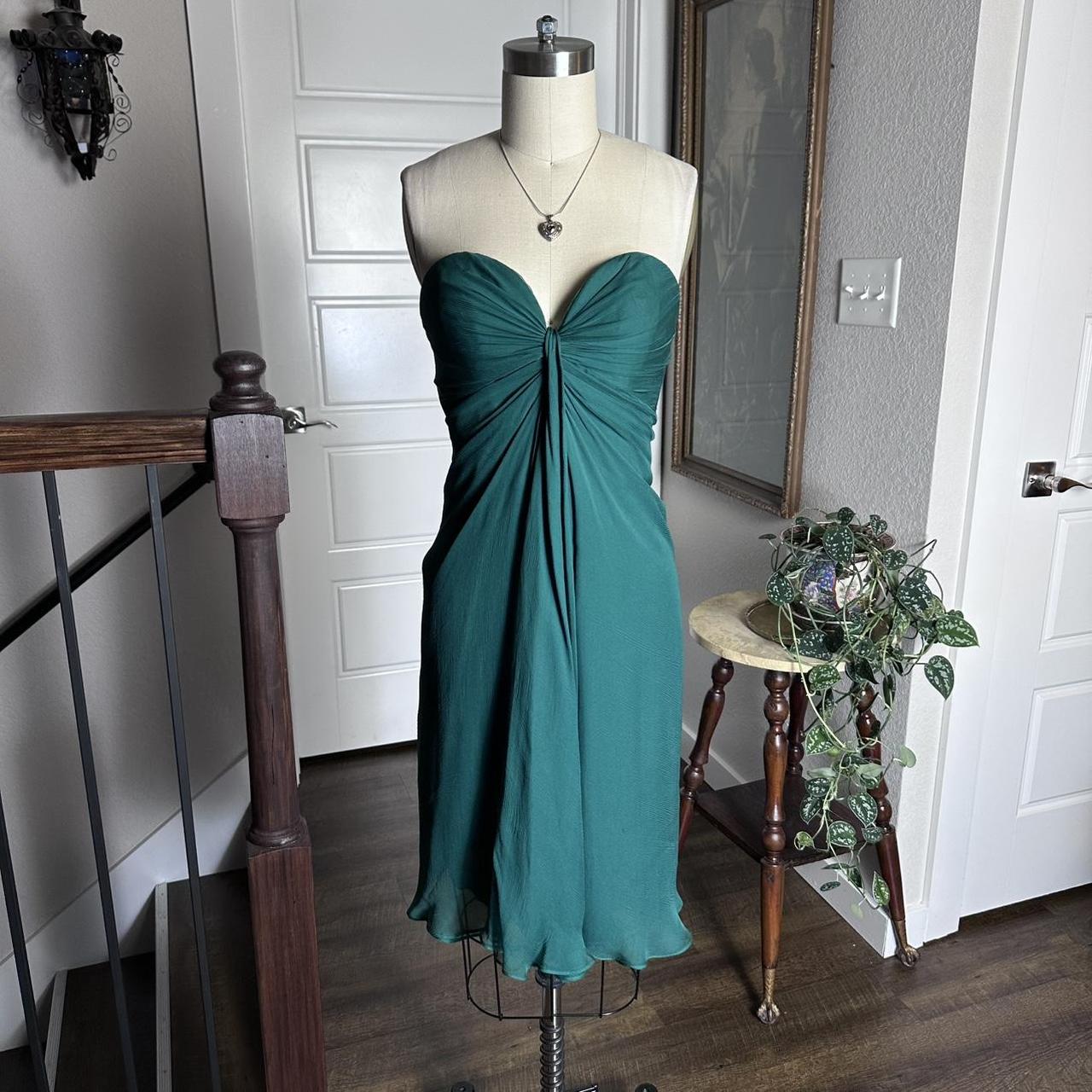 Girlhomeshops - Robe de soirée courte en satin vert sans bretelles, simple et tendance, gh5502