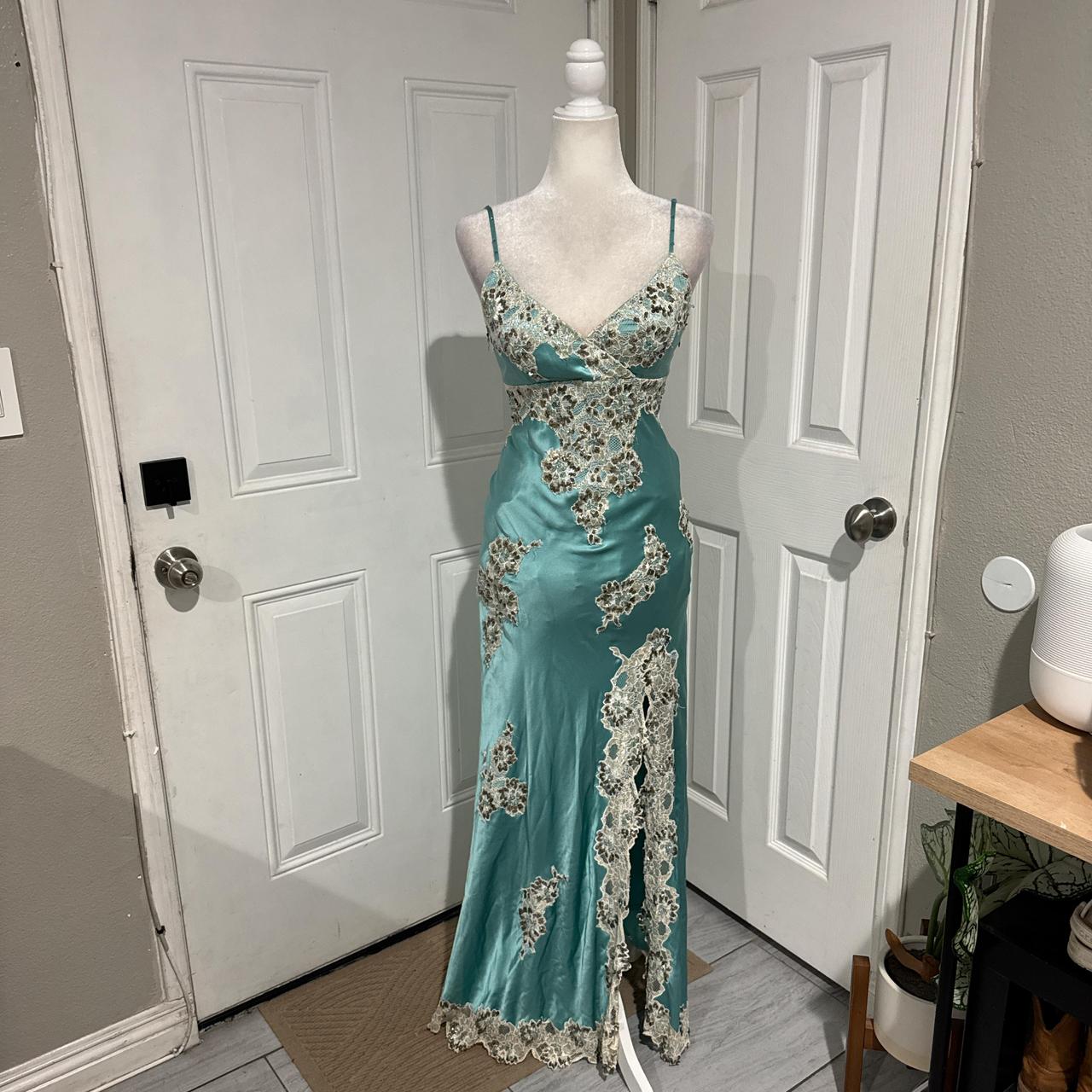 Mintgrünes langes Satin-Ballkleid mit Spitzenapplikation, Abendkleid, Abschlusskleid gh4565