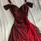 Robe de soirée longue élégante bordeaux brillante à volants et épaules dénudées gh3204