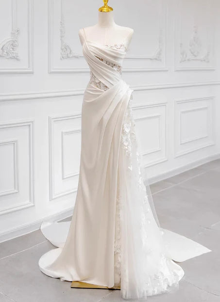 Girlhomeshops-Weißes schulterfreies, langes, bodenlanges Brautkleid aus floraler Spitze aus Satin, Ballkleid gh5393