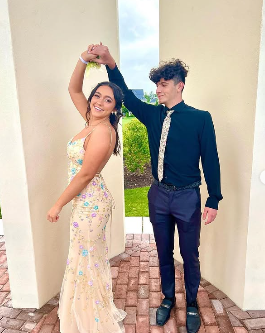 Hellgelbes, glänzendes, florales, langes, schmal geschnittenes Ballkleid mit Pailletten, Abendkleid, Partykleid gh3315