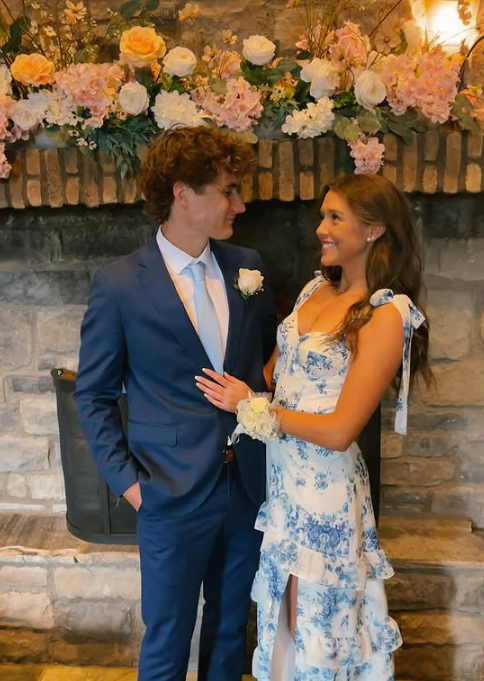 Blue elegant A-line layered chiffon floral backless long ball gown evening dress prom dress Graduation Dress gh2798