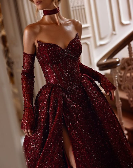 Burgund glänzend sexy Pailletten elegant herzförmiger Ausschnitt Langer Schlitz Ballkleid Abendkleid mit Handschuhen gh3134