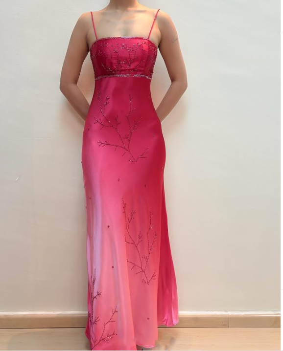 Robe de soirée longue en satin rose, élégante et tendance, avec perles exquises et bretelles spaghetti, robe de bal, robe de fête d'anniversaire, robe de bal, gh3760