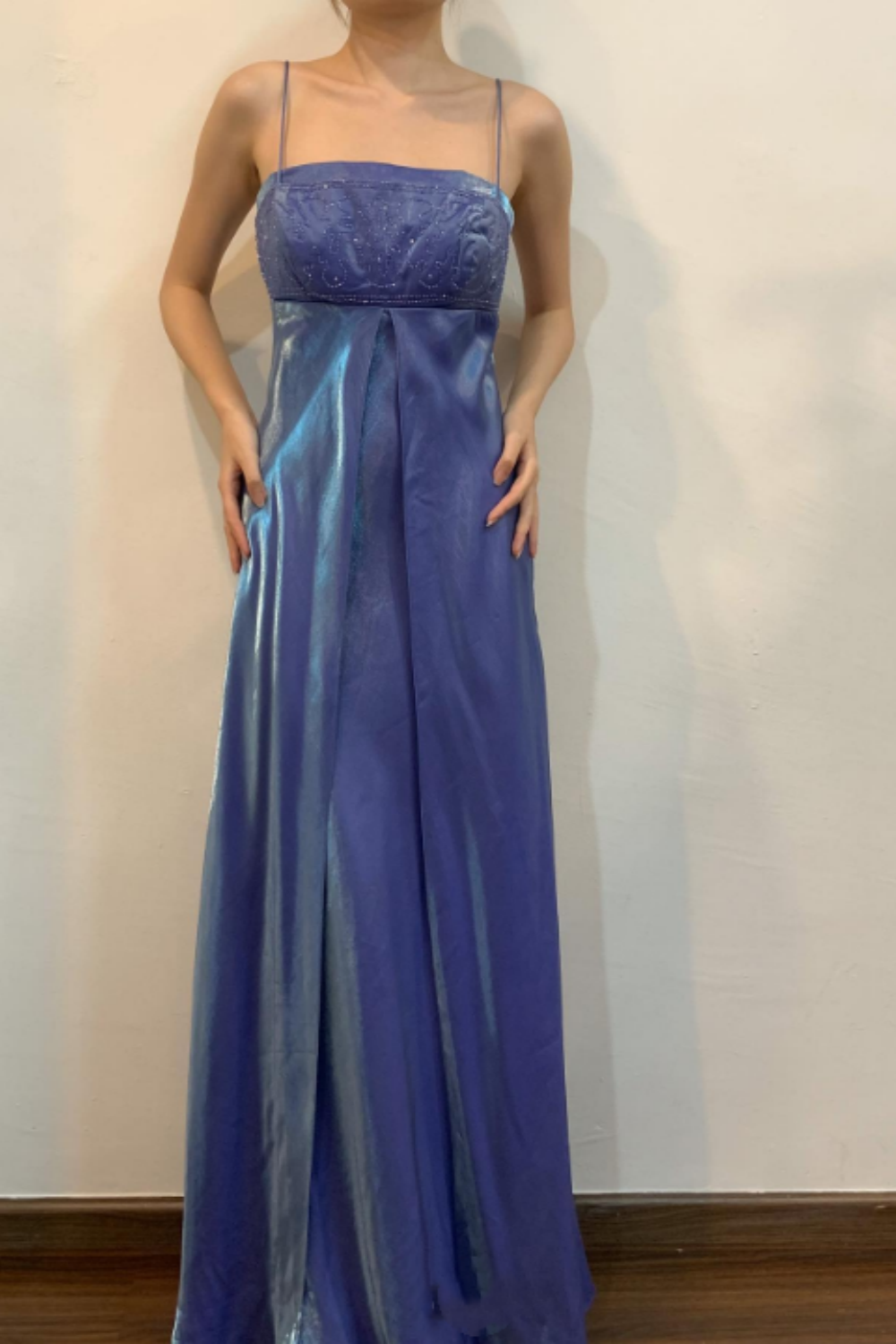 Girlhomeshops - Robe de bal longue en satin à la mode, exquise, à fleurs et perles, robe de remise de diplôme gh5528