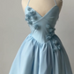 girlhomeshops - Robe de soirée courte bleue en satin fleuri à bretelles spaghetti gh5779