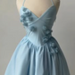 girlhomeshops - Robe de soirée courte bleue en satin fleuri à bretelles spaghetti gh5779