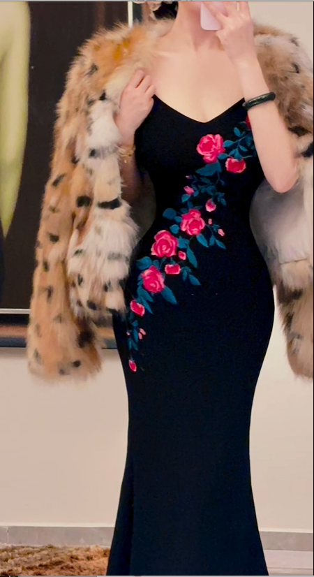 Vintage-Luxus-Meerjungfrauenkleid in Knöchellänge, schwarz-rosa bestickt mit Rosenmuster – Elegantes, figurbetontes Kleid für Dinner und Dates gh6488
