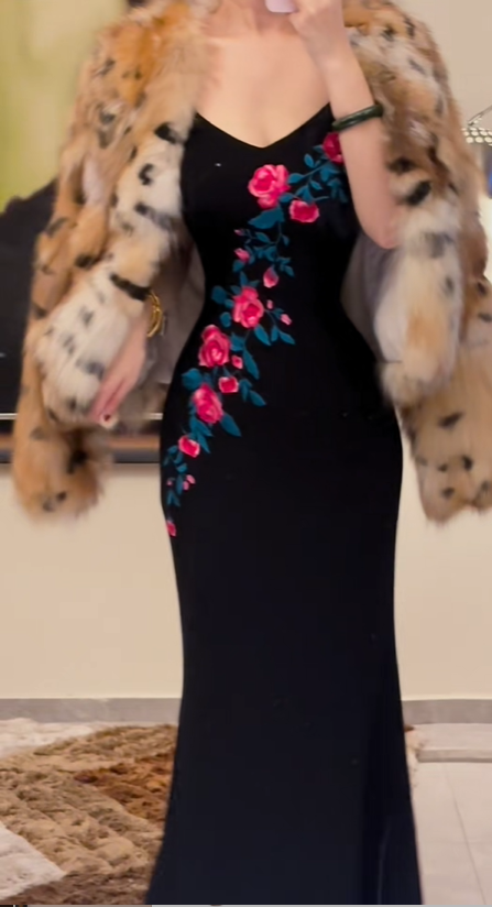 Vintage-Luxus-Meerjungfrauenkleid in Knöchellänge, schwarz-rosa bestickt mit Rosenmuster – Elegantes, figurbetontes Kleid für Dinner und Dates gh6488