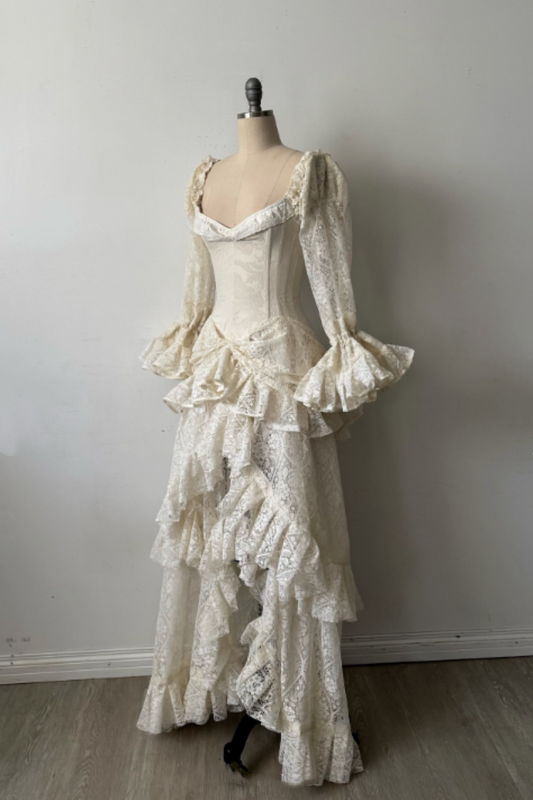 Robe de mariée vintage en dentelle délicate à manches longues gh6848