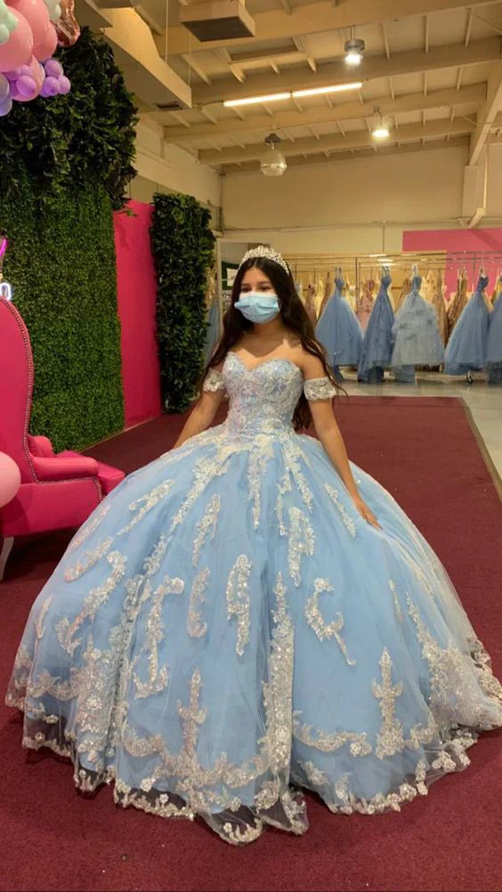 Hellblaues Ballkleid mit Applikationen Sweet 16 Dress gh978