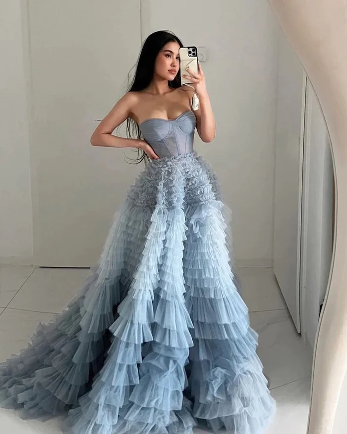 Hellblaues wunderschönes A-Linien-Abendkleid mit herzförmigem Ausschnitt und Rüschen aus Tüll, lang, Ballkleid, Abendkleid gh2685