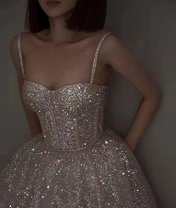 Champagner wunderschöne glänzende elegante Mode Spaghetti-Träger lange Pailletten Ballkleid, Abendkleid, Partykleid gh3520