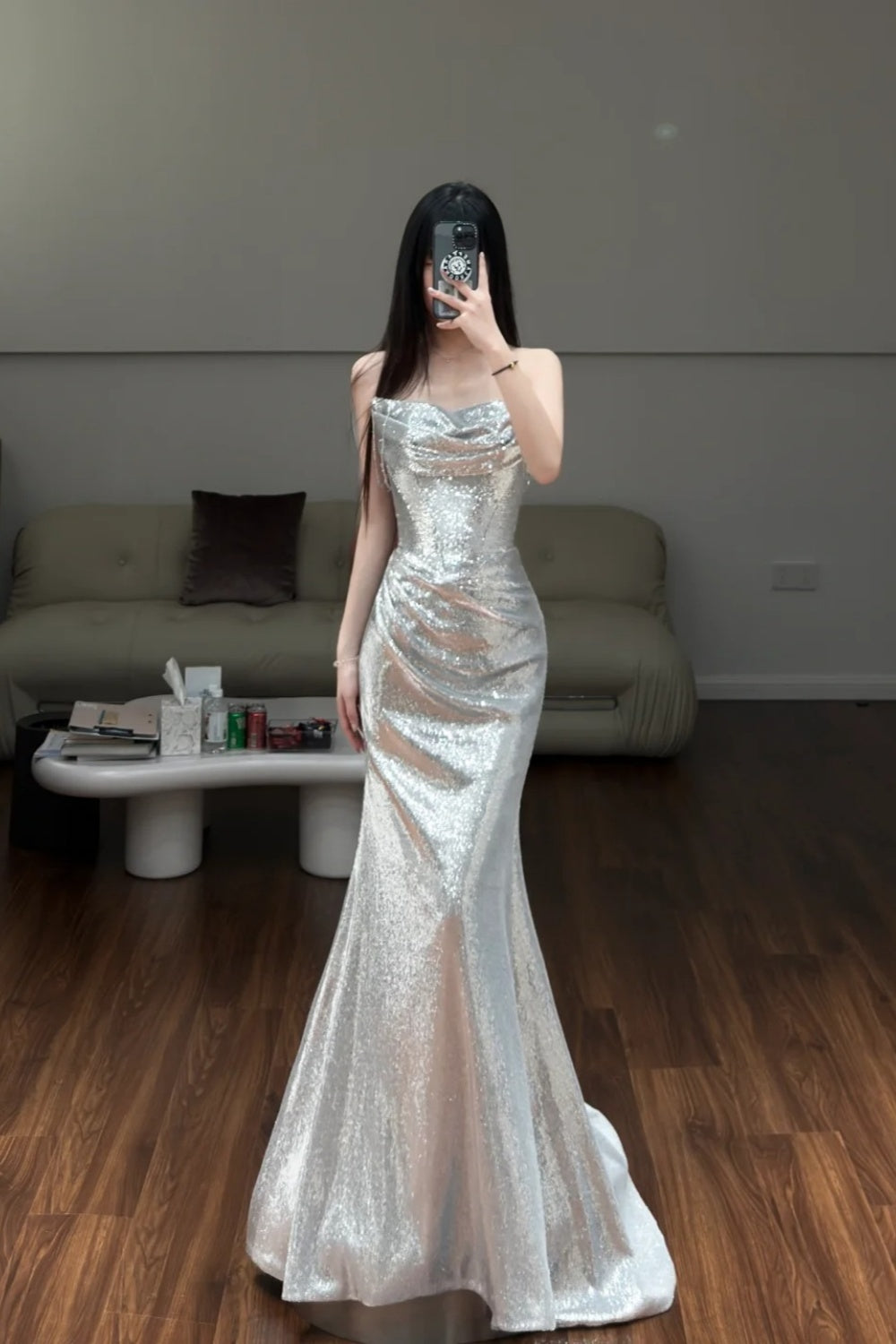 girlhomeshops - Silbernes, funkelndes Meerjungfrauen-Abendkleid mit figurformender Wirkung gh6211