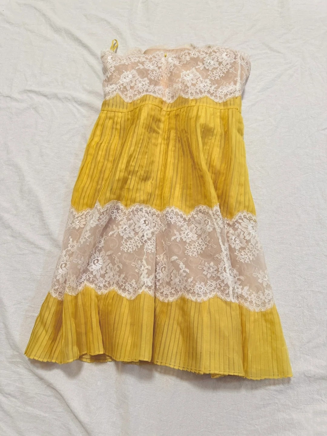 girlhomeshops-Ginger Yellow Chiffon and Lace Paneled Strapless Sleeveless Midi Dress with Ribbon Detail gh6312