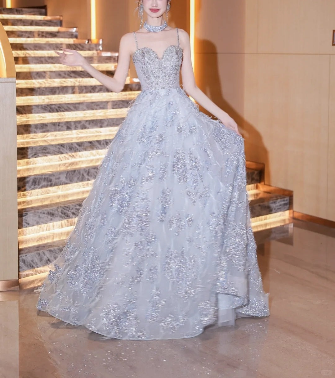 Girlhomeshops-Blaues, modisches, elegantes, langes Ballkleid aus Tüll mit Perlen, gh5075