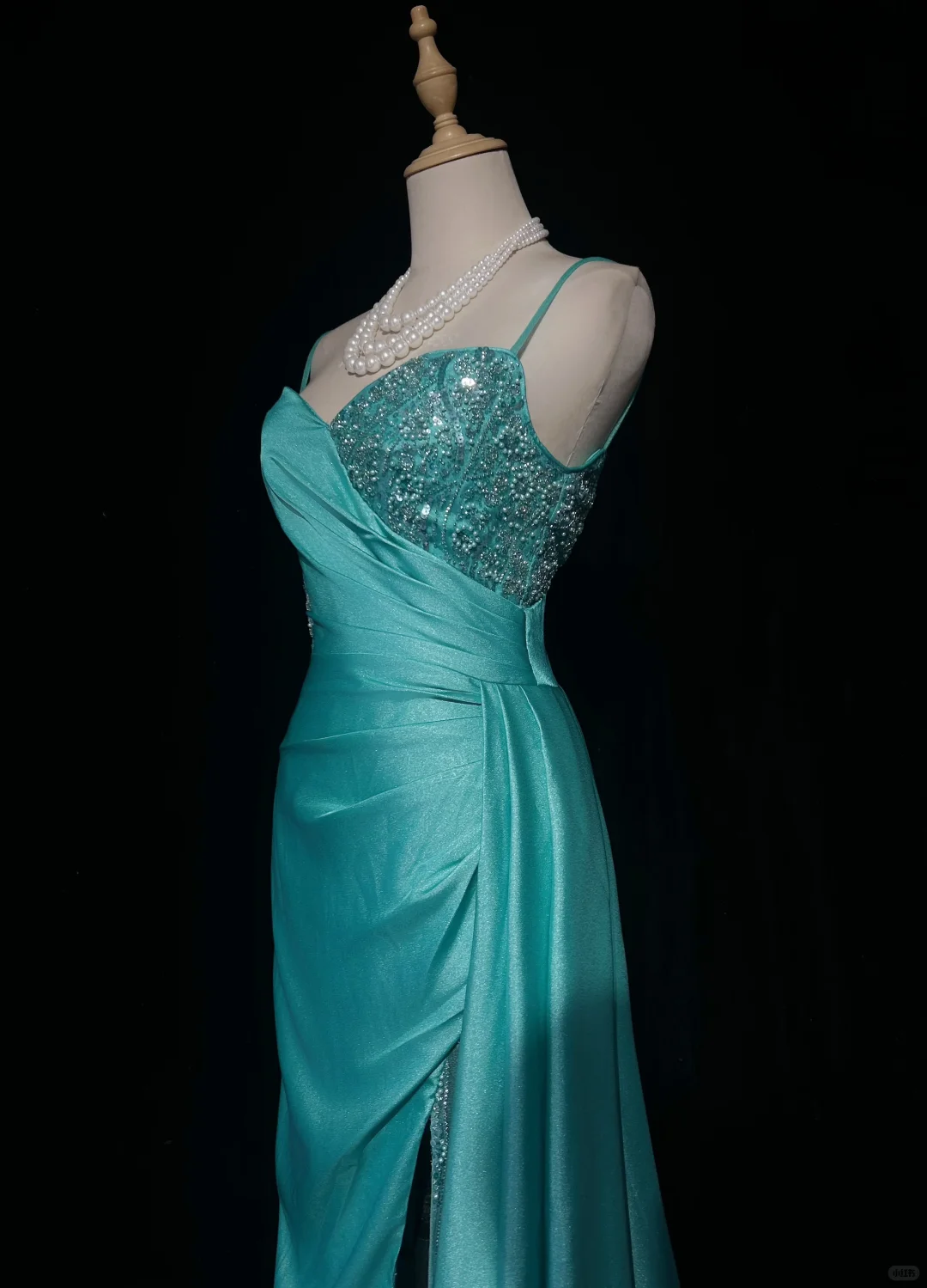 Spaghetti Straps Teal Prom Dress Sweetheart Neck Satin Hand Beaded High Slit Formal Gown gh9551