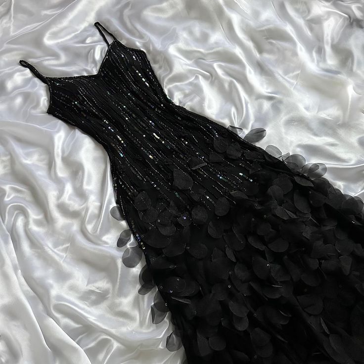 Schwarzes, glänzendes, elegantes, langes Ballkleid mit Spaghettiträgern und Pailletten, Ballkleid, Abendkleid, Partykleid, gh3142