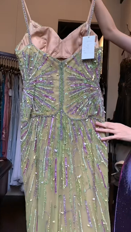 Light Mint Green Iridescent Sequin Mermaid Long Evening Gown Spaghetti Straps Prom Dress gh9844