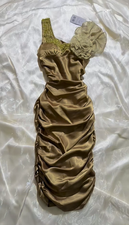 Sexy Vintage Champagne Gold Prom & Evening Party Dress, Unique Designer Neckline, Fitted Waist Bodycon Silhouette gh8582