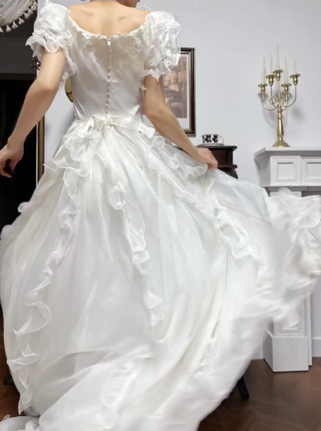 Ivory Vintage Off‑Shoulder 3D‑Floral‑Lace Satin A‑Line Soft Train Wedding Dress gh8788