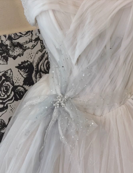 Light Gray Strapless Cinched Waist Voluminous Skirt Long Romantic Dress, Wedding Gown gh7826