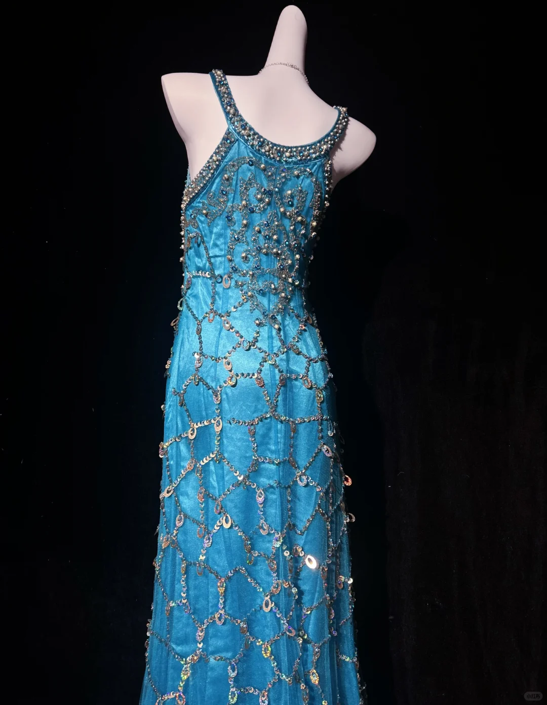 ✨Girlhomeshops-Peacock Blue Halter Beaded Rhinestone Tulle Evening Gown gh10282
