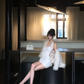 Women Elegant White Halter Homecoming Dress Floral Applique Lace V Neck Bodycon Short Party Gown gh9434