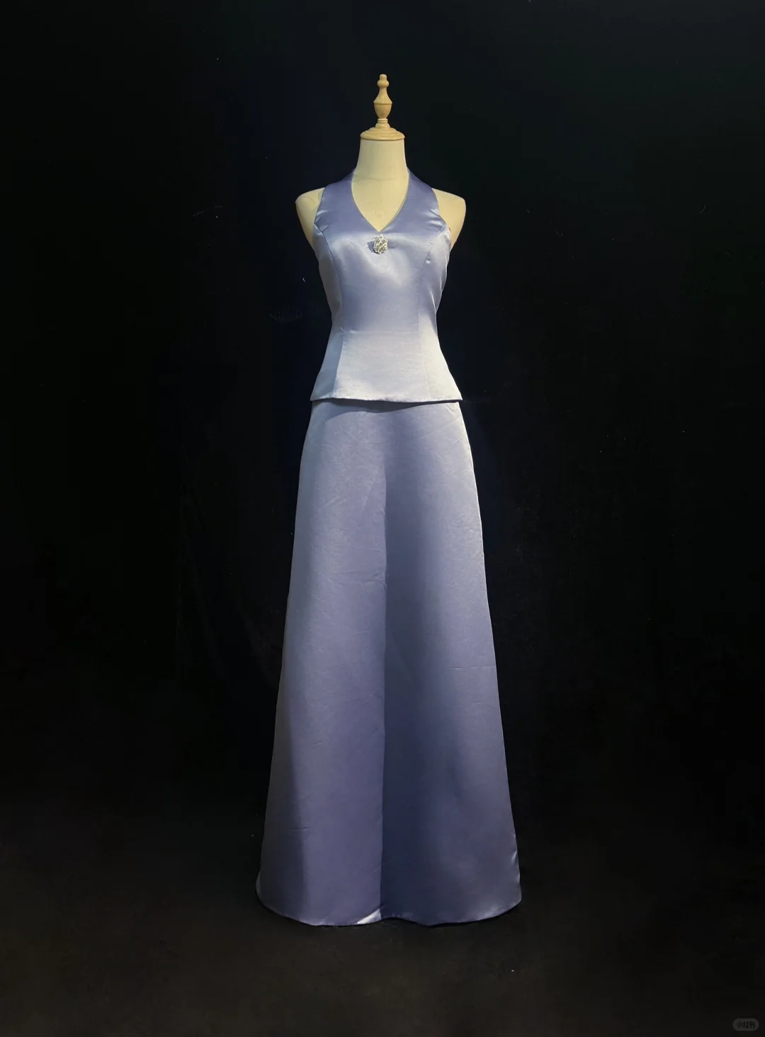 Halter V Neck Lavender Two Piece Prom Dress Satin Floor Length Simple Formal Evening Gown gh9538