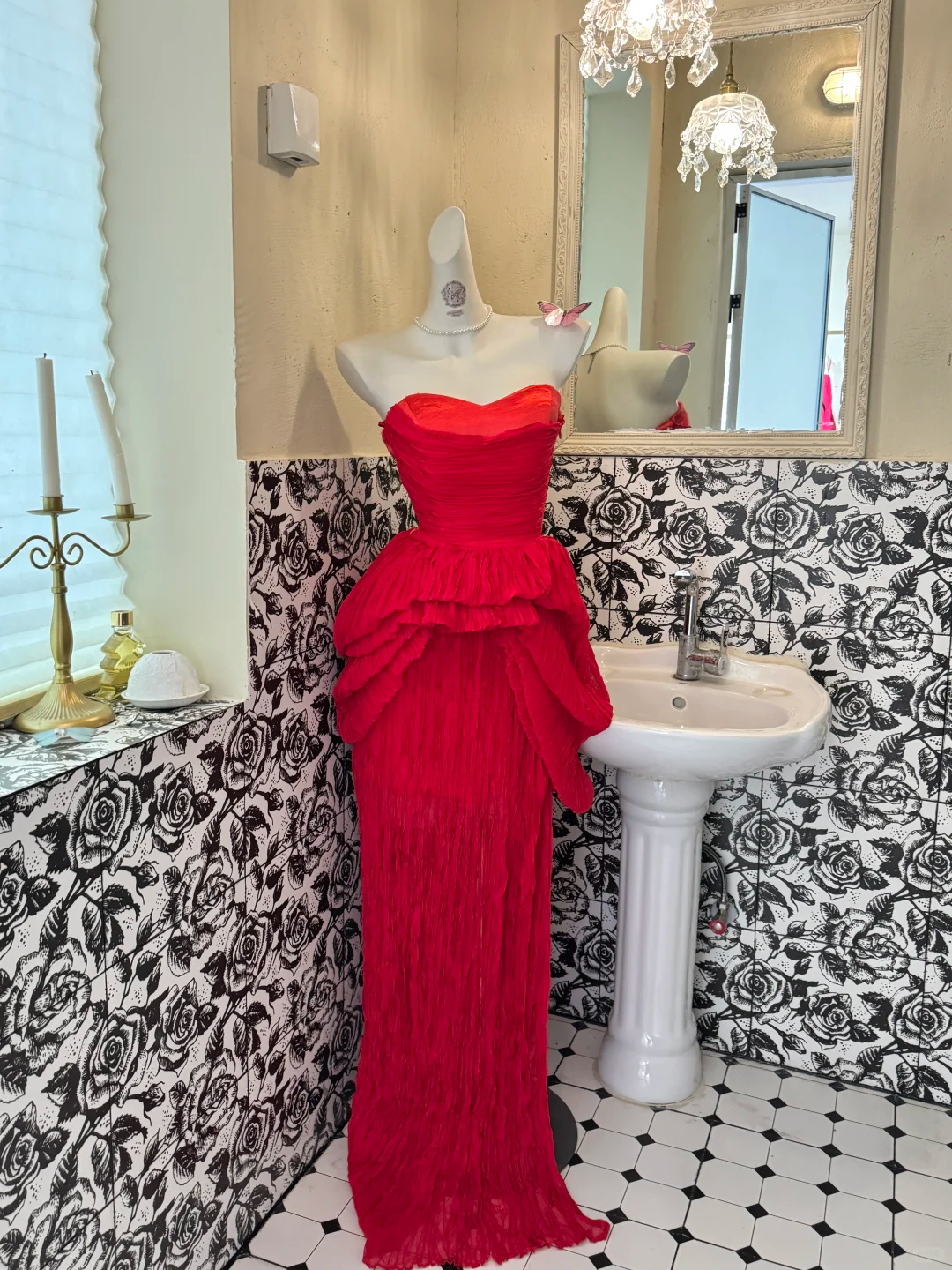 Red Strapless Waist-Cinched Fitted Elegant Vintage Romantic Gown gh7555