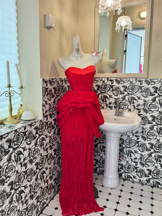 Red Strapless Waist-Cinched Fitted Elegant Vintage Romantic Gown gh7555