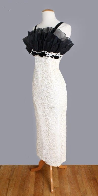 Girlhomeshops - Robe de soirée courte en dentelle noire et blanche, simple et tendance gh5643