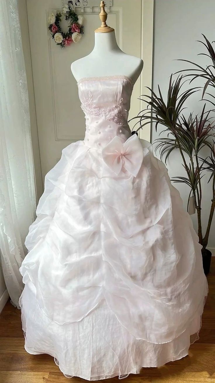 Vintage Pink Tulle - Strapless Beaded Ball Gown, 3D Bow Girl's Dress gh7070