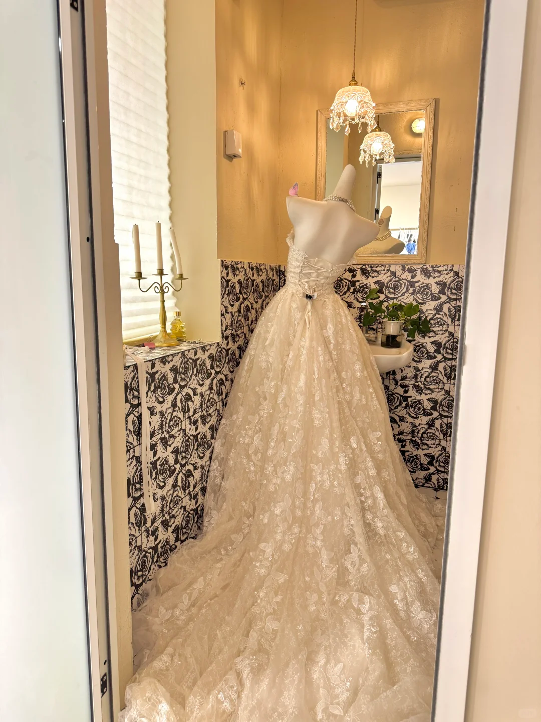Ivory Strapless Waist-Cinched Full Flared Long Gentle Elegant Romantic Dress, Wedding Gown gh7668