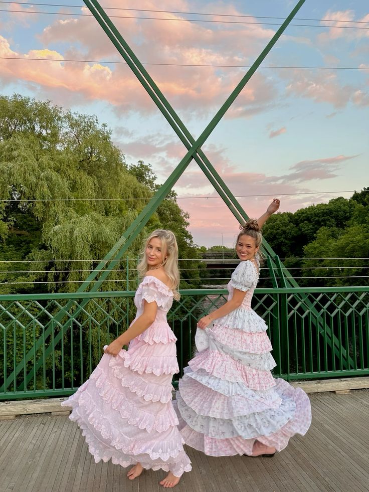 Robe de soirée longue en mousseline de soie à imprimé floral bleu violet vintage élégante gh3329